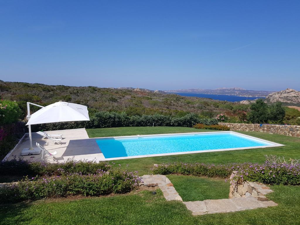 Villa Smeralda Palau Buitenkant foto