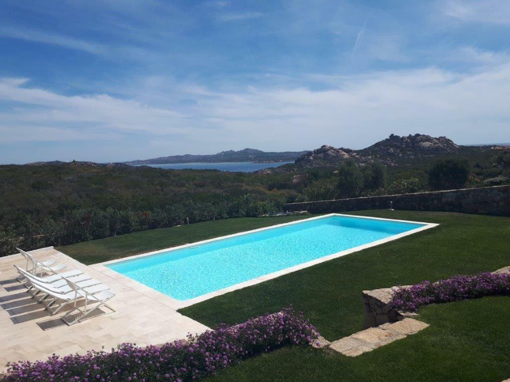 Villa Smeralda Palau Buitenkant foto